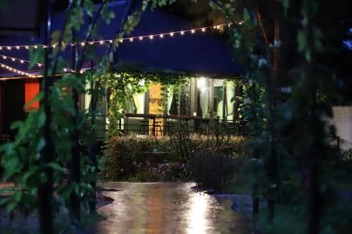 Deluxe Double or Twin Room with Mountain View