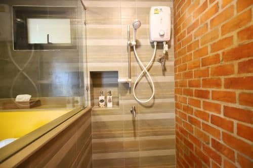 Deluxe Double or Twin Room with Mountain View