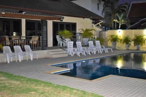 Deluxe Villa