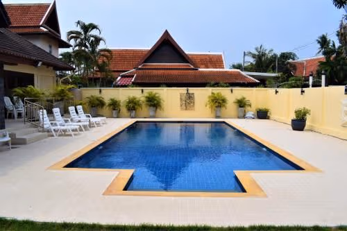 Deluxe Villa