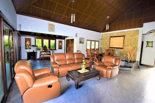 Deluxe Villa