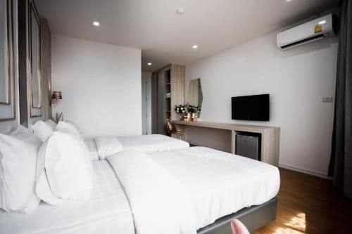 Deluxe Twin Room