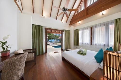 Villa - Beach Front