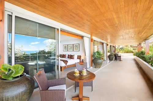 Villa with Sea View