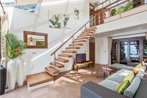 Villa - Beach Front
