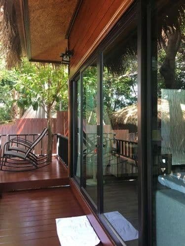 Bungalow with Sea View