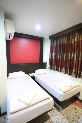 Standard Twin Room