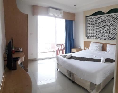 Deluxe King Room