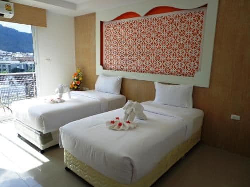 Deluxe Twin Room with Balcony