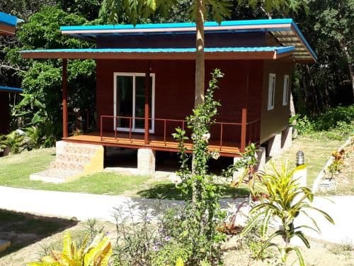 Bungalow with Patio