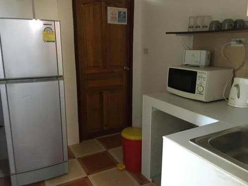 Apartment With Shared Bathroom