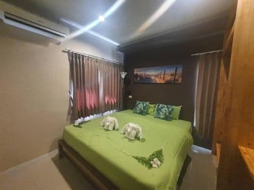 Deluxe Bungalow