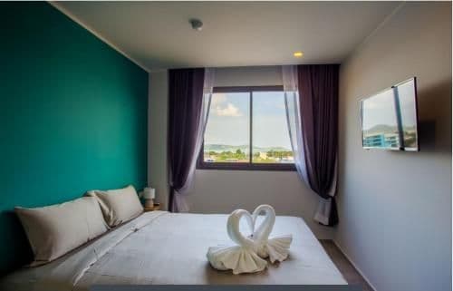 Deluxe Apartment