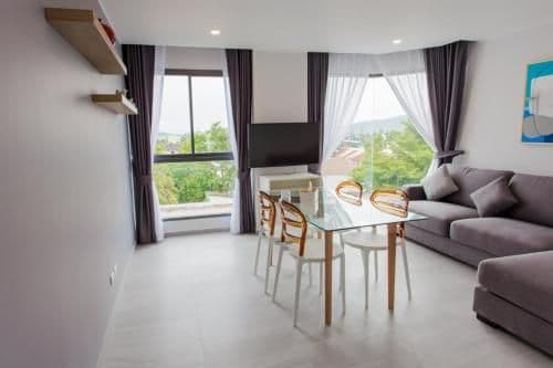 Deluxe Apartment