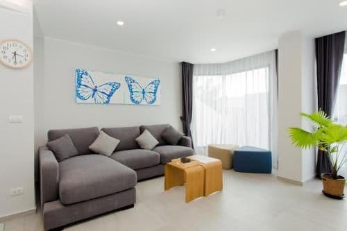 Deluxe Apartment