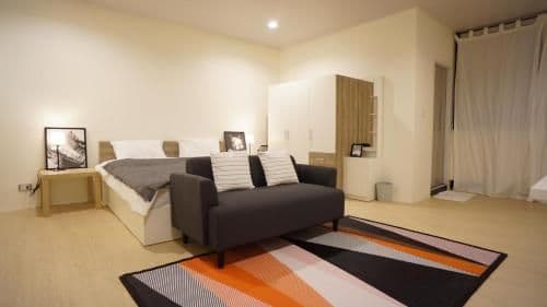 Studio Apartment