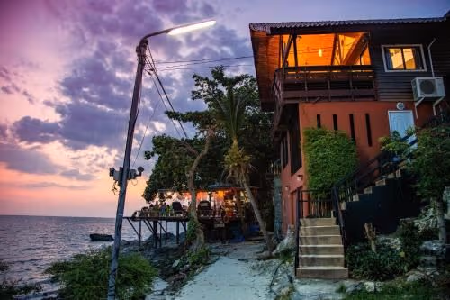 Villa - Beach Front