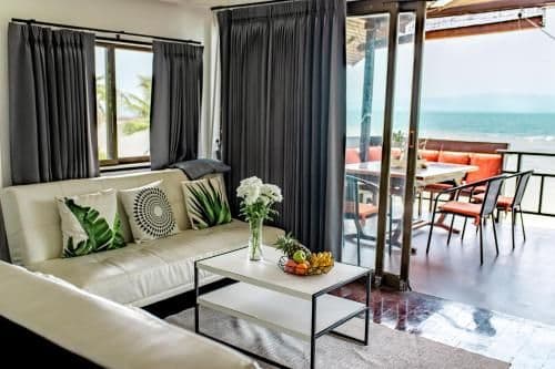 Villa - Beach Front