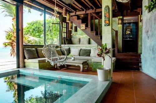 Villa - Beach Front