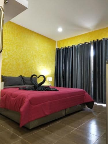 Queen Room with Pool View