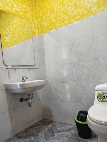 Deluxe Room (2 Adults + 1 Child)