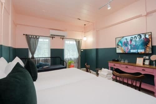 Deluxe Twin Room