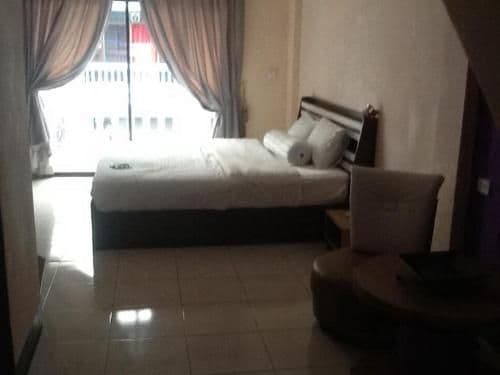 Queen Room with Balcony
