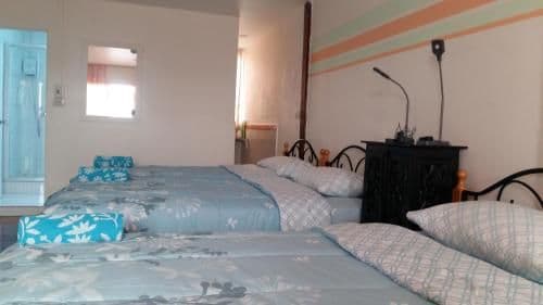 Deluxe Family Suite
