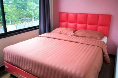 Standard Queen Room With Private bathroom