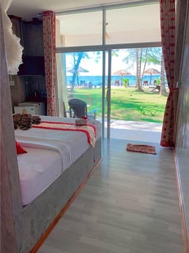 Bungalow with Sea View - Plub Plueng