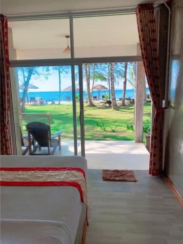 Bungalow with Sea View - Plub Plueng