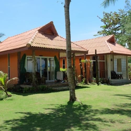 Bungalow with Sea View - Plub Plueng