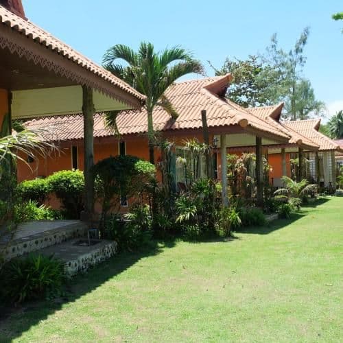 Bungalow with Sea View - Plub Plueng