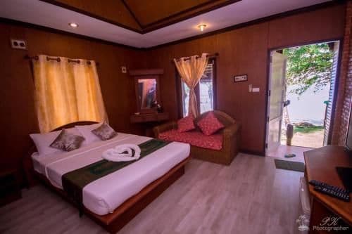 Bungalow with Sea View - Plub Plueng