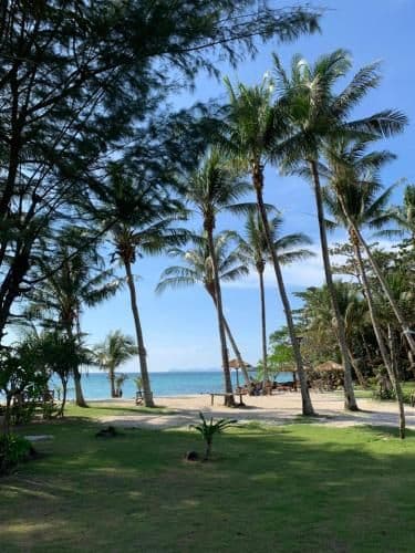 Bungalow with Sea View - Plub Plueng
