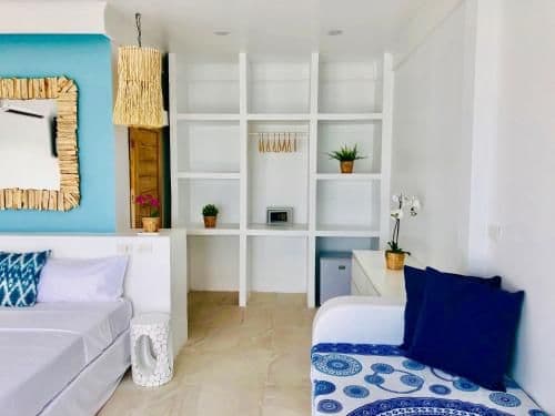 Villa - Beach Front