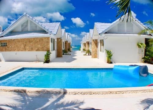 Junior Suite with Pool View