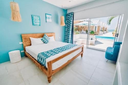 Junior Suite with Pool View