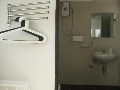 Single Room with Shared Bathroom