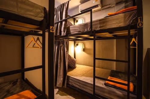 Bunk Bed in Mixed Dormitory Room