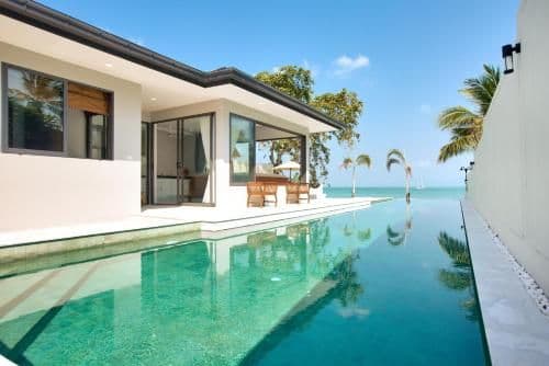 Villa - Beach Front