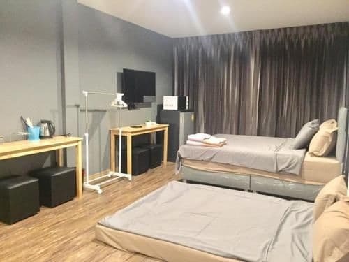 Quadruple Room with Private Bathroom