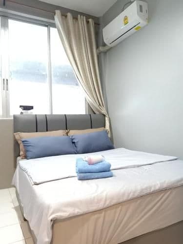 Quadruple Room with Private Bathroom