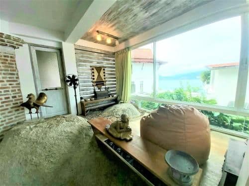 Villa with Sea View