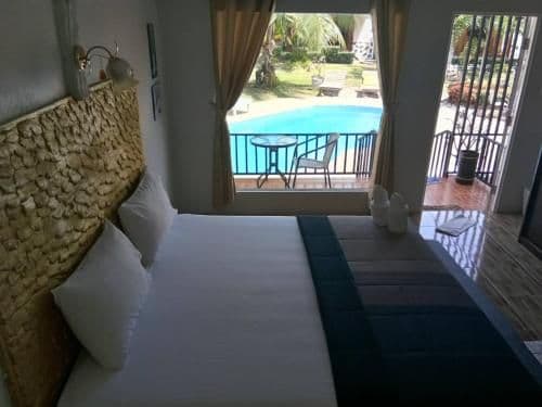 King Suite with Pool View