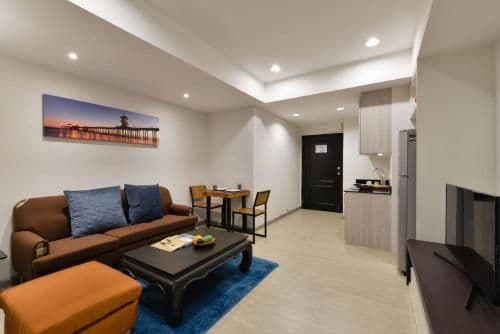 One-Bedroom Suite