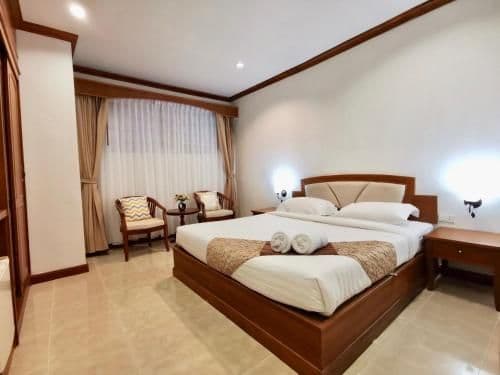 Superior King Room