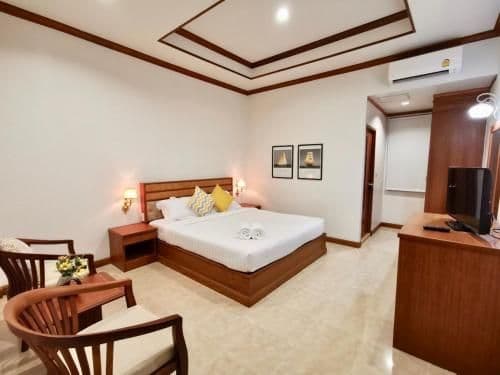 Superior King Room