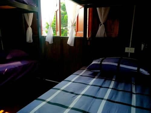 Bunk Bed in Mixed Dormitory Room
