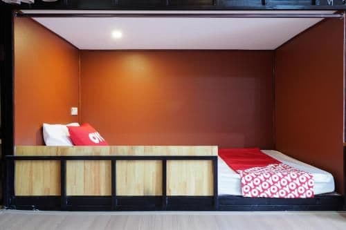 Bed in 8-Bed Mixed Dormitory Room